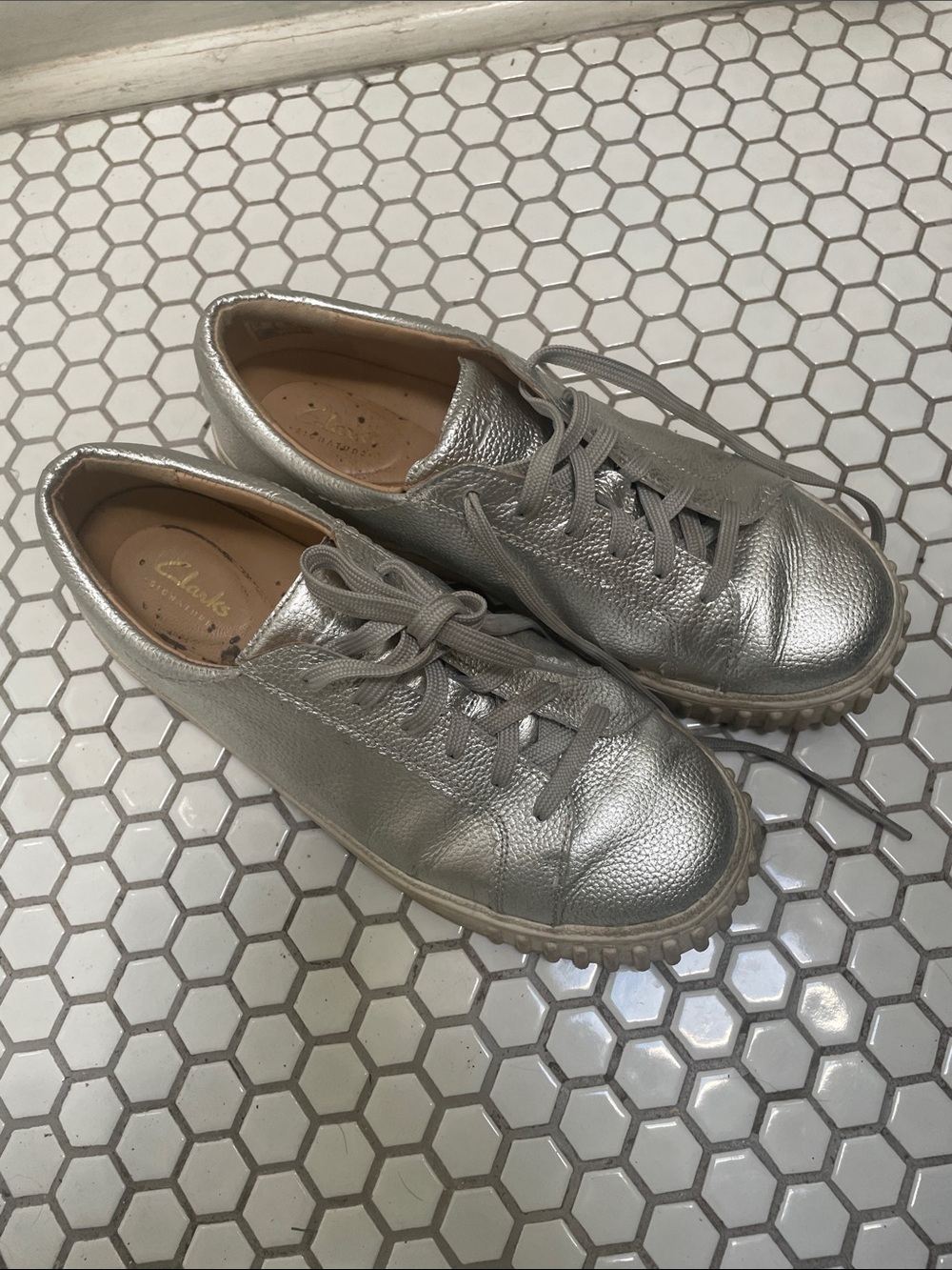 Clarks Metallic Silver Pebbled Leather Lace-Up Sneakers